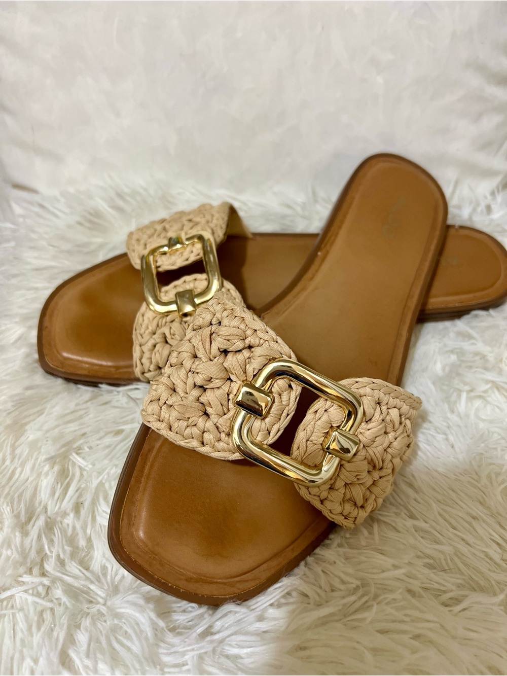 Aldo Beige Woven Raffia Slide Sandals with Gold Buckles -Size 10 Very Clean!